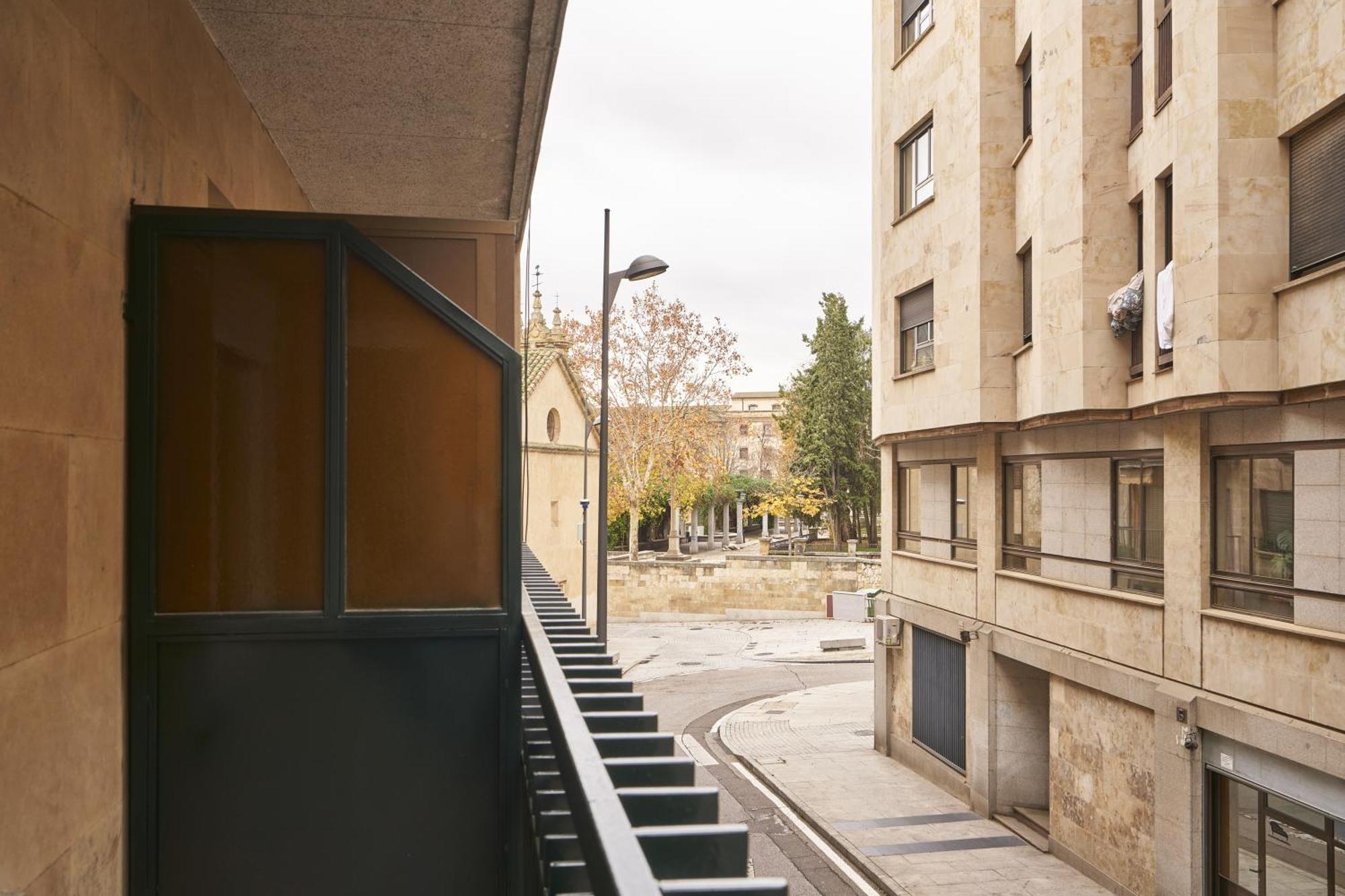 Alojamiento Abajo10 Centro Universidad By Keyhom Саламанка Екстериор снимка